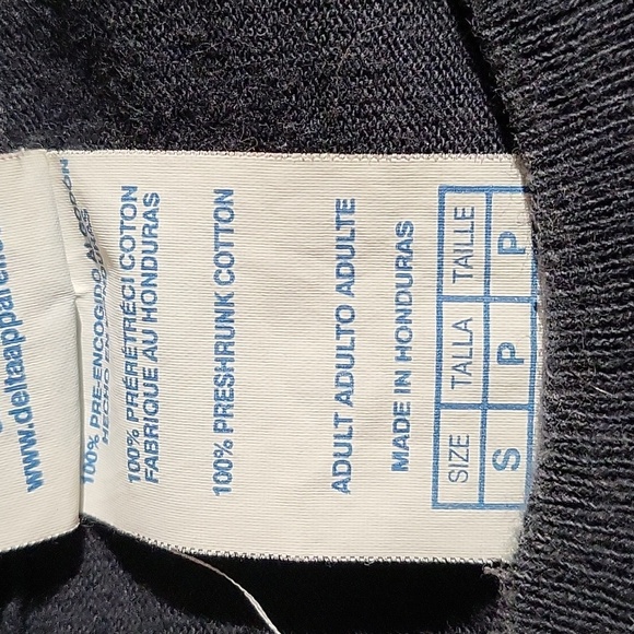 T-Shirt - Picture 3 of 4